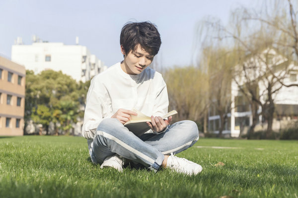 内蒙古大学在职研究生上课时间及工作影响