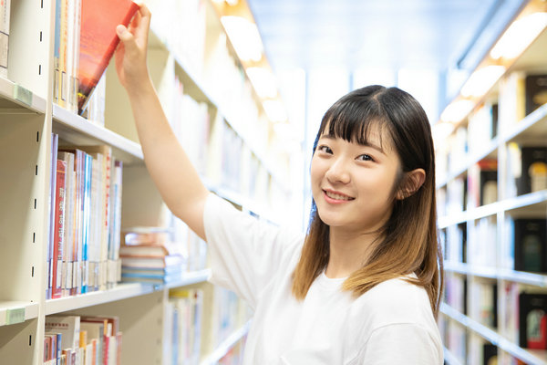 贵州大学在职研究生上课时间