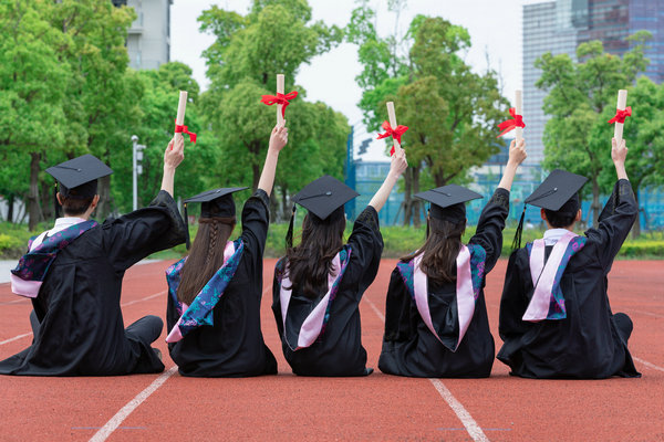 英国开放大学在职研究生报考优势