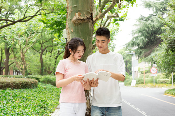 医学在职研究生和全日制研究生