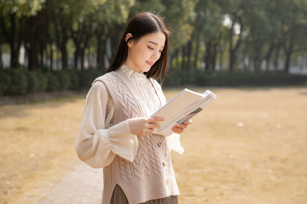 专科毕业考戏剧与影视学在职研究生毕业第一学历