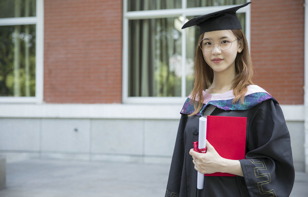 北华大学法律在职研究生发证时间