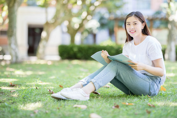 数学在职研究生一年学费