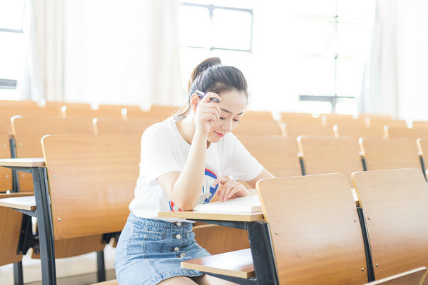 新闻学在职研究生上课方式