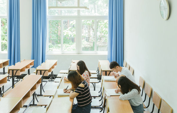 华南理工大学在职研究生学费