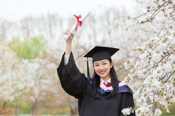 扬州大学在职研究生好考吗