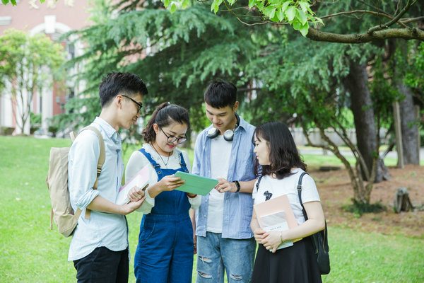 应用心理学在职研究生