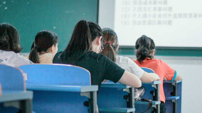 诉讼法学在职研究生报考流程