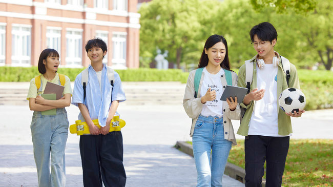 西安财经大学在职研究生要考哪些科目？