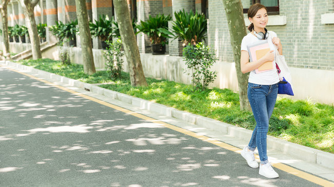 景德镇陶瓷大学在职研究生怎么报名？