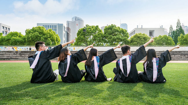 闽江学院在职研究生学费一年多少钱？