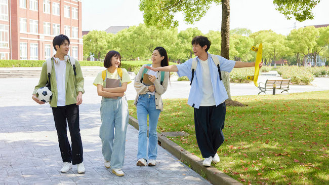 北京城市学院在职研究生学费一年多少钱？