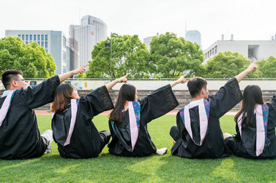 对外经济贸易大学在职研究生学费及学制