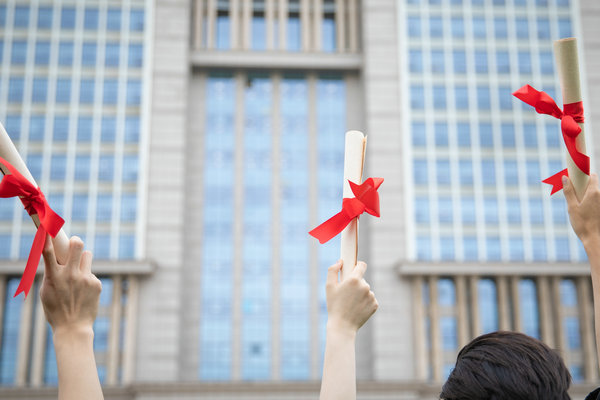 锦州医科大学在职研究生同等学力申硕学费数额和报考优势