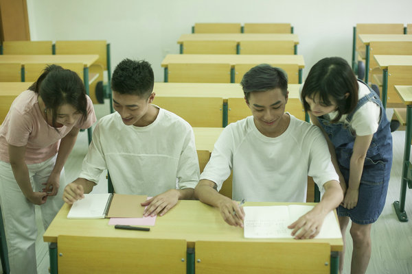 江西财经大学在职研究生毕业拿证时间和学费标准