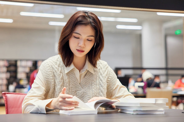 西安邮电大学在职研究生拿证年限