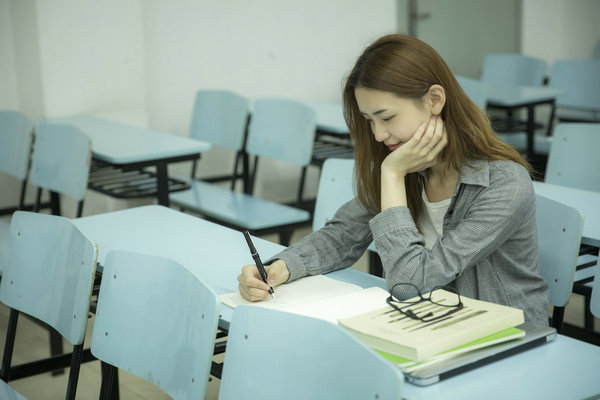 同济大学在职研究生毕业拿证年限及学费标准