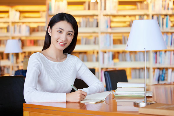 区域经济学在职研究生报名时间