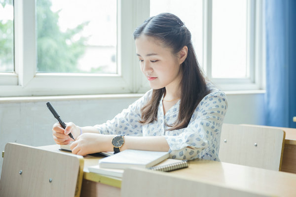 新疆师范大学在职研究生上课时间安排