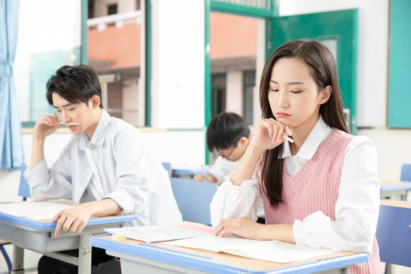 河北大学在职研究生招生时间