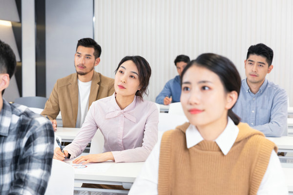 西华大学在职研究生招生考试时间