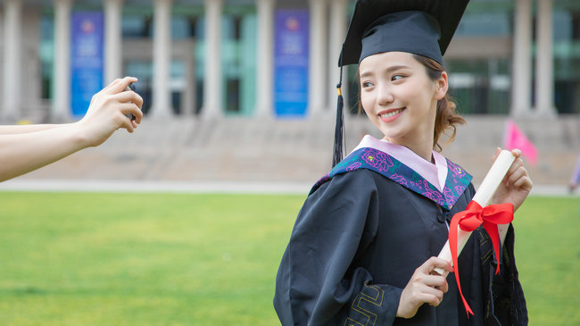 沈阳医学院在职研究生