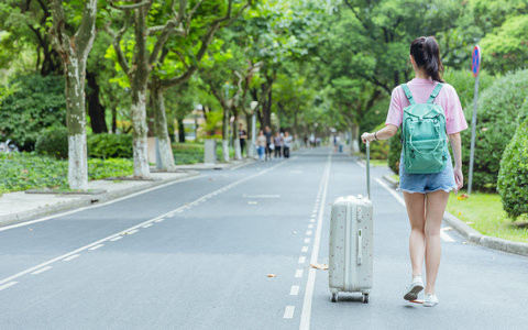 2025年产业经济学在职研究生招生院校及学费一览