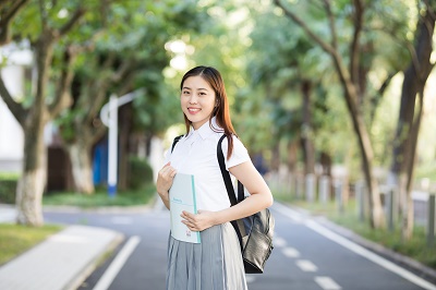 西藏大学在职研究生