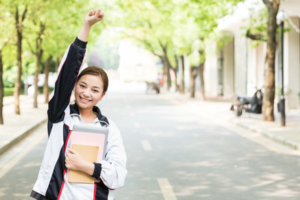 云南大学非全日制研究生上课时间及就读优势