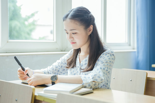 北京工商大学非全日制研究生会计学学费及奖学金详情