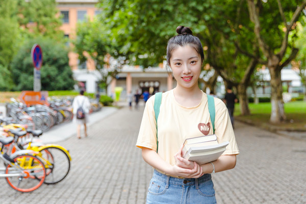 香港亚洲商学院在职研究生毕业拿证年限