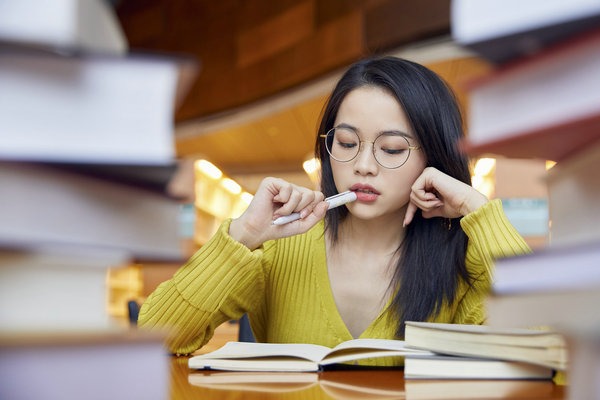 西班牙武康大学在职研究生