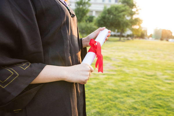 EU商学院在职研究生报考时间