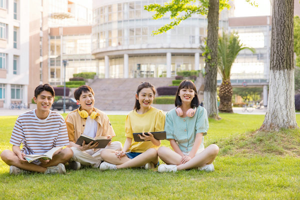 新疆大学在职研究生报名和考试时间