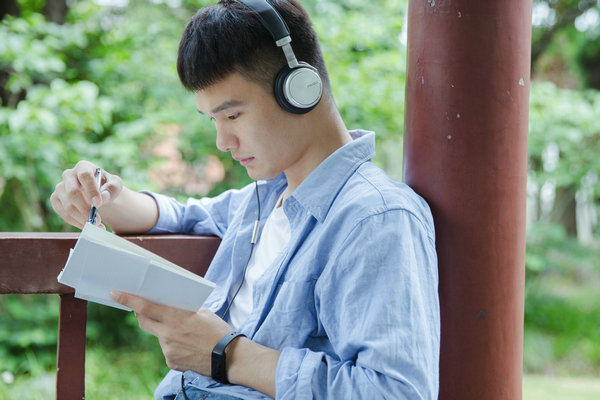 上海外国语大学在职研究生毕业条件