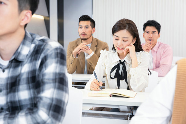 北京外国语大学在职研究生学费学制