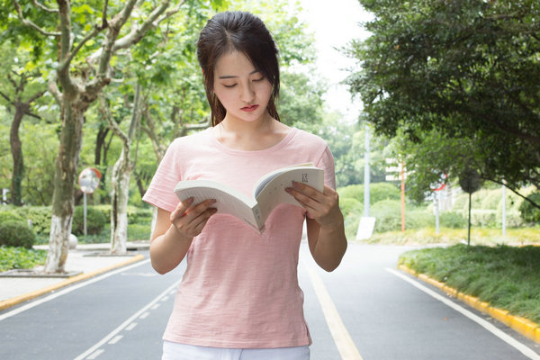 新疆财经大学在职研究生证书